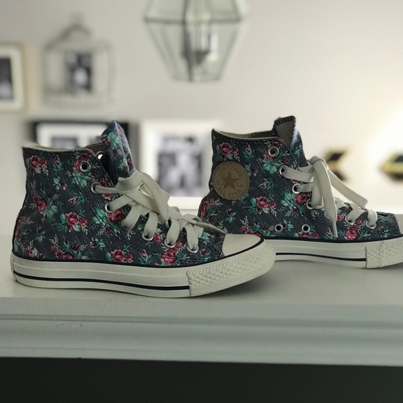 Converse All⭐️Star - Picture 2 of 5